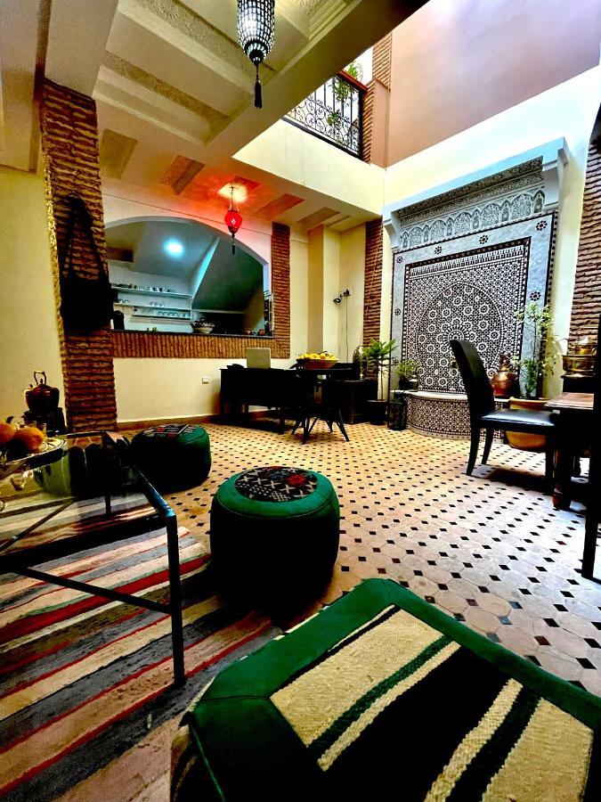 Riad Les Miroirs Marrakesh Exterior photo