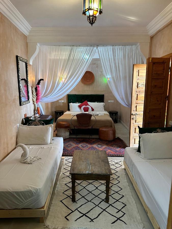Riad Les Miroirs Marrakesh Exterior photo